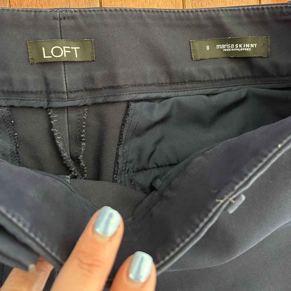 LOFT Navy Marisa Skinny Ankle Pant Size 8 - Picture 2 of 7